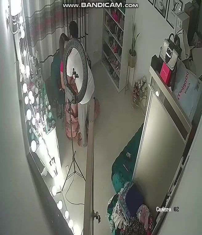 Bengali Famous Celebrity Babe Nude Captured In A Hotel CCTV