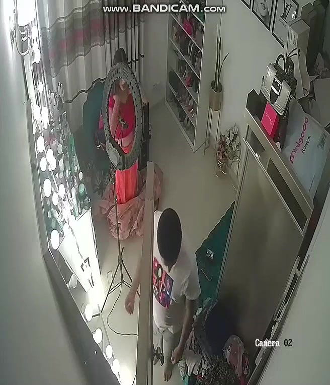 Bengali Famous Celebrity Babe Nude Captured In A Hotel CCTV