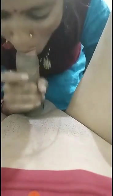 Desi aunty blowjob MMS video
