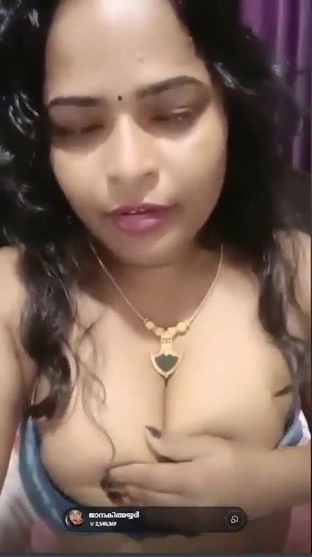 Mallu girl show