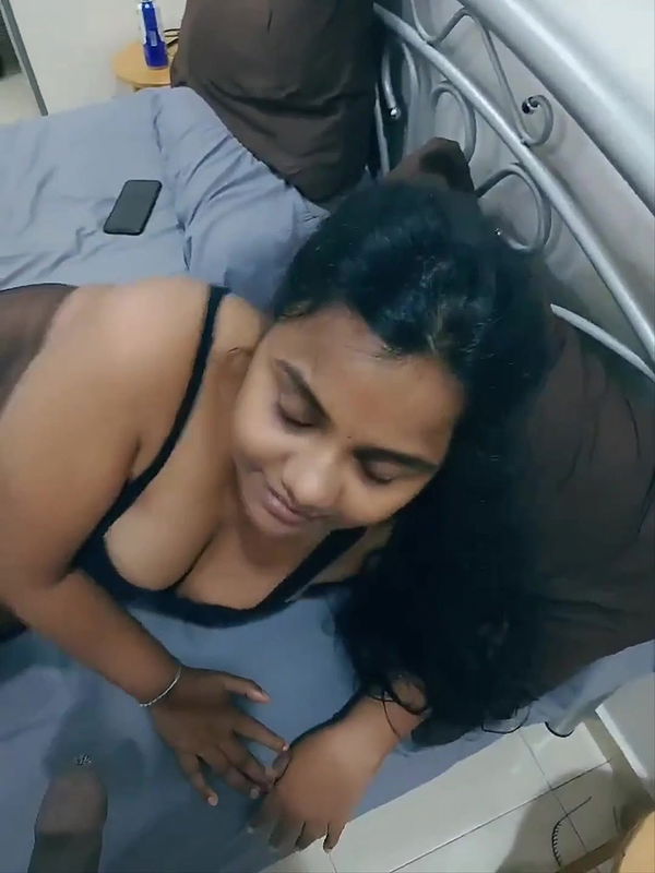 tamil milf kruthika indian mallu cheating hotwife leaked sucking cock in slut outfit