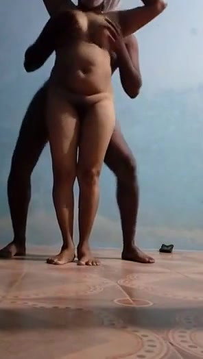 khade khade chudai