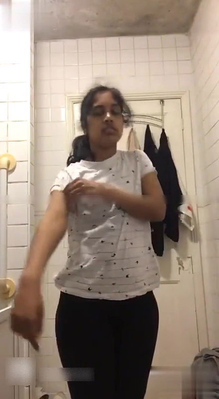 Dusky mallu girl strip show