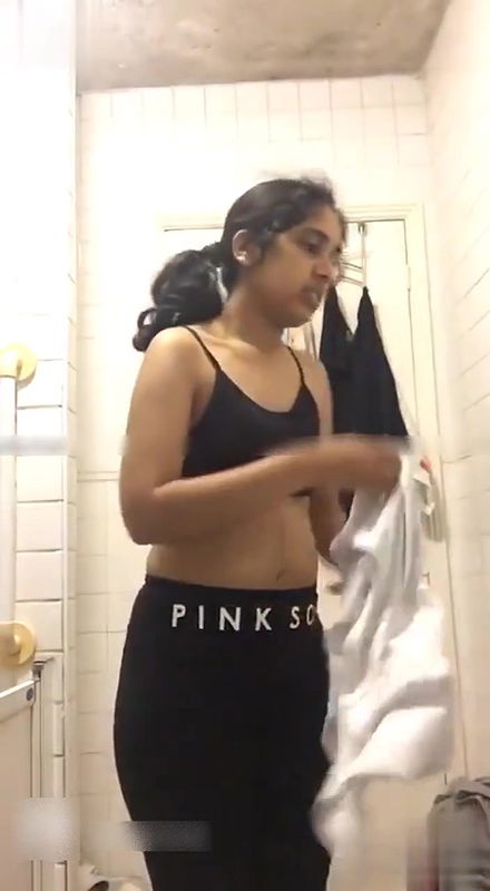 Dusky mallu girl strip show