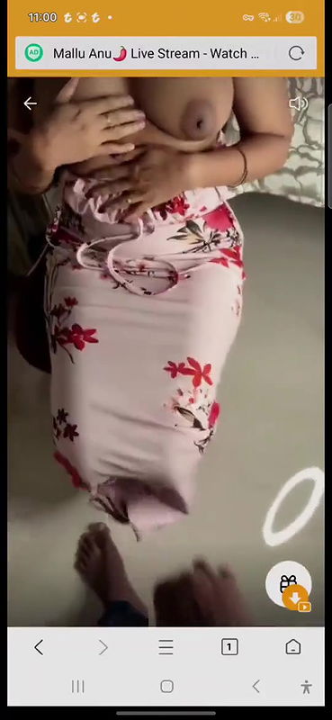mallu anu boobs show
