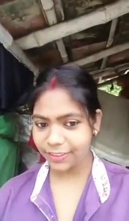 Bengali village housewife show her nude