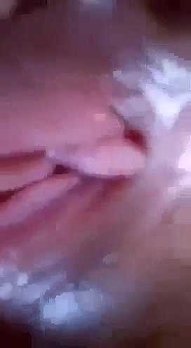 virgin desi girl showing pink pussy