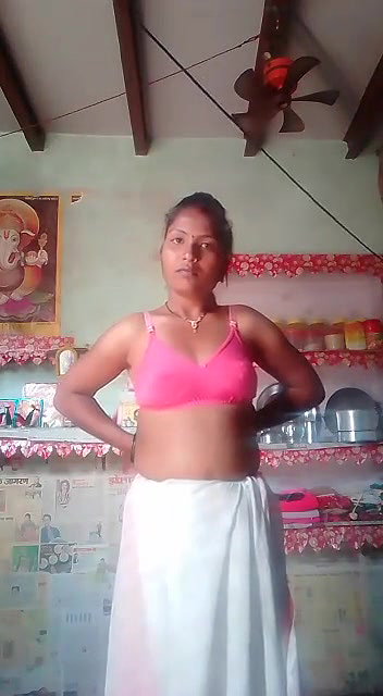 dehati bhabhi undress and nude show