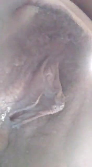 Desi girl show her big boobs