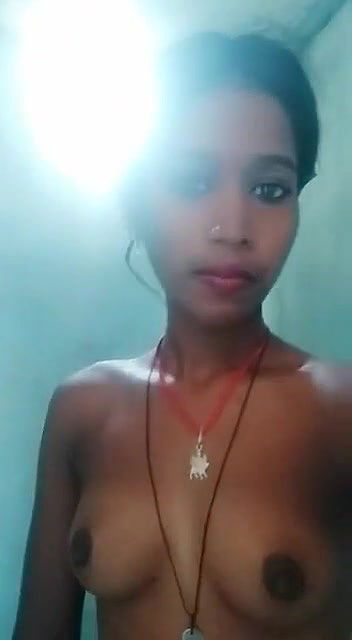 Indian village girl show her nude