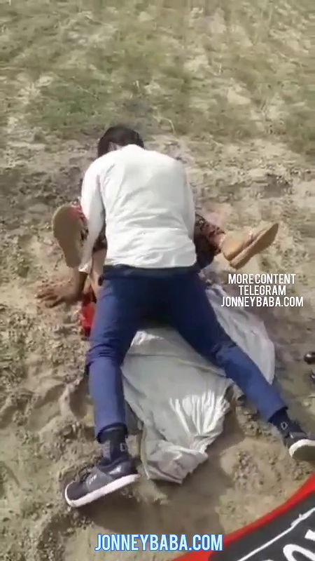 Rajasthani gudiya fucking in outside rode public