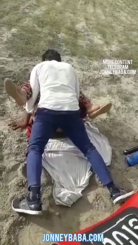 Rajasthani gudiya fucking in outside rode public