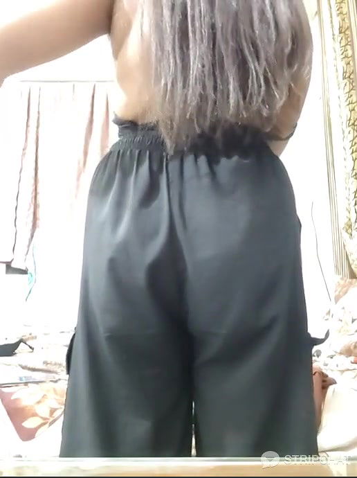 Stripchat MohiniHott