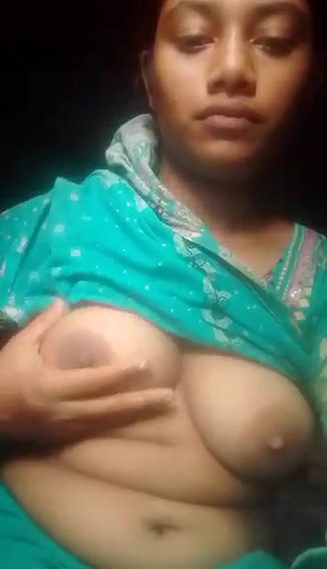 Village Girl Showing Boobs Pussy 1