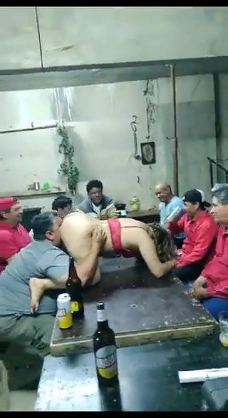 randi striping on table