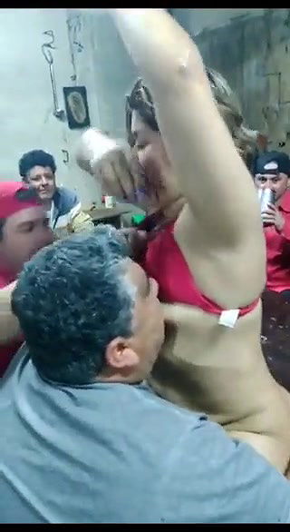 randi striping on table