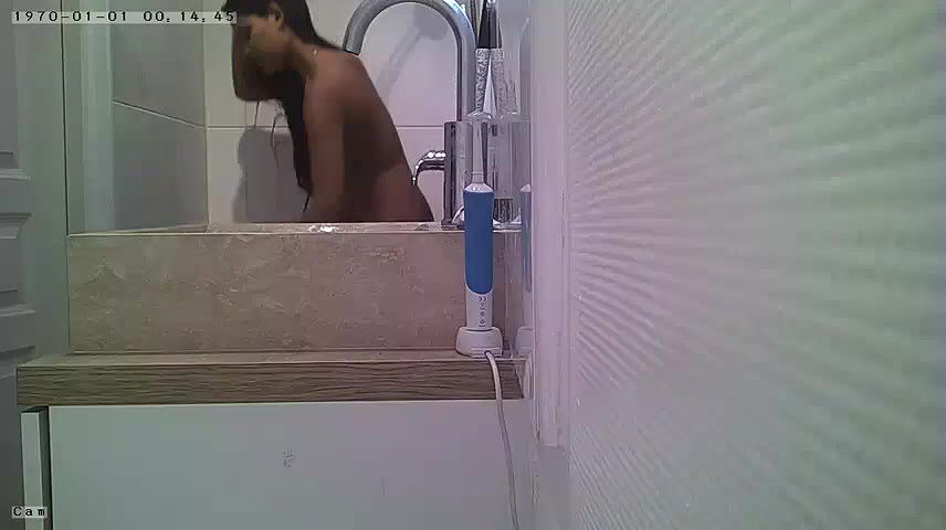 spy cam record nude girl bath