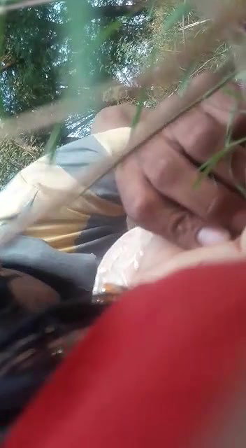sex in open field