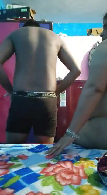 chubby bhabhi fucked by slim lover