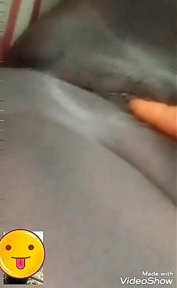 aunty showing boobs on video call