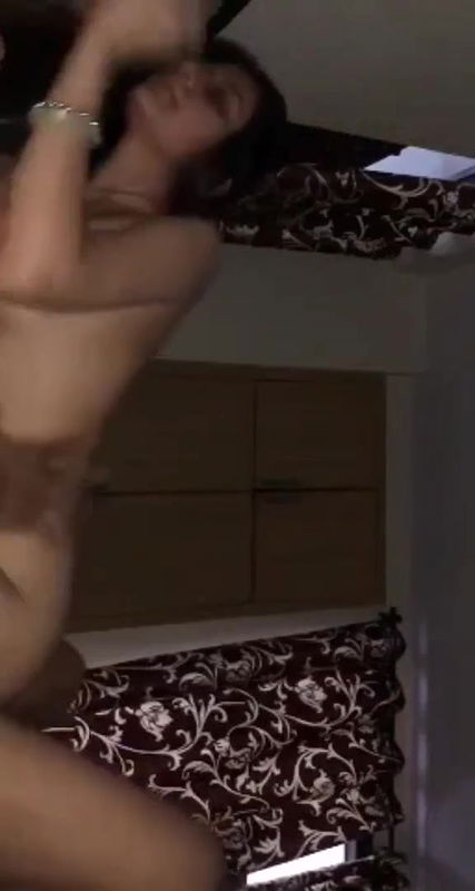 gorgeous redhead girl sucking and fucking dick viral clips