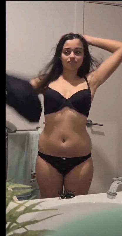 beautiful sexy gf nude show