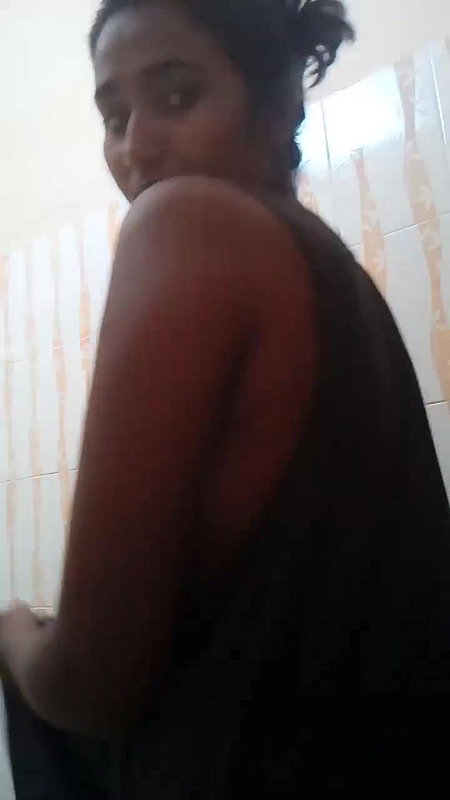 nude show in bathroom