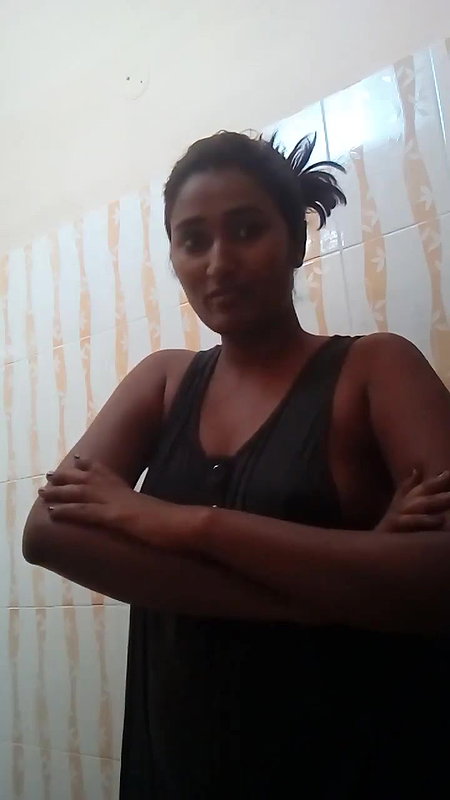 nude show in bathroom