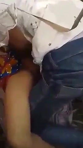 bhabhi ko khet mein lejake choda