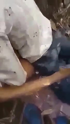 bhabhi ko khet mein lejake choda