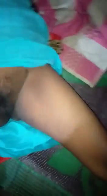 chuche dabate hur bhabhi ki chudai kri