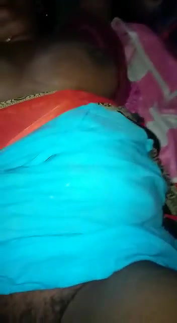 chuche dabate hur bhabhi ki chudai kri