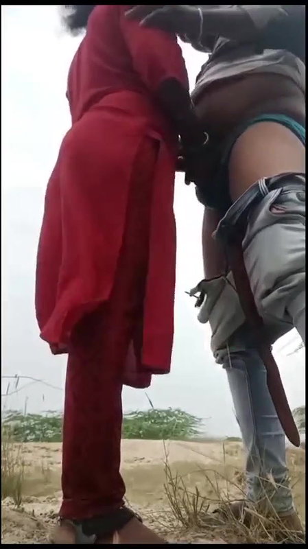 sex with bhabhi near river
