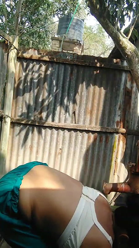 Bengali Horny Wife Nude Showing Outdoor Bathing 1