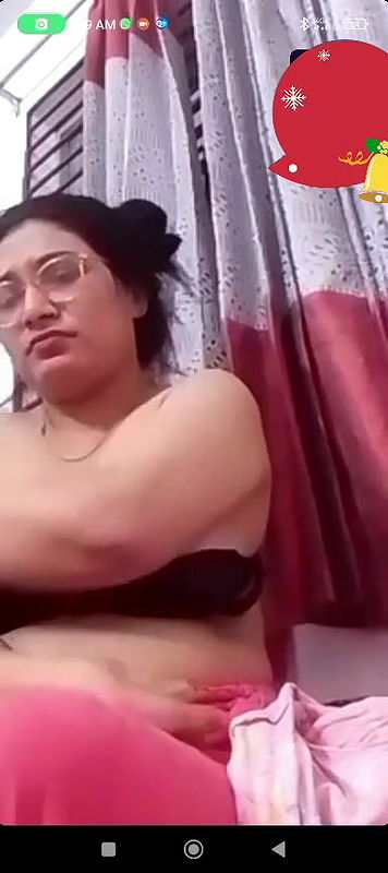 Cheater Mature Wife Showing Lover