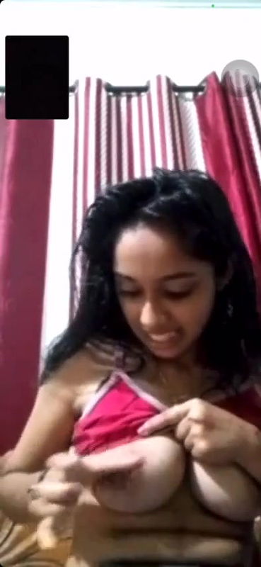 beautiful cute mallu gf showing