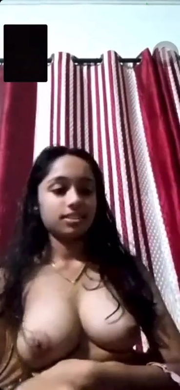 beautiful cute mallu gf showing