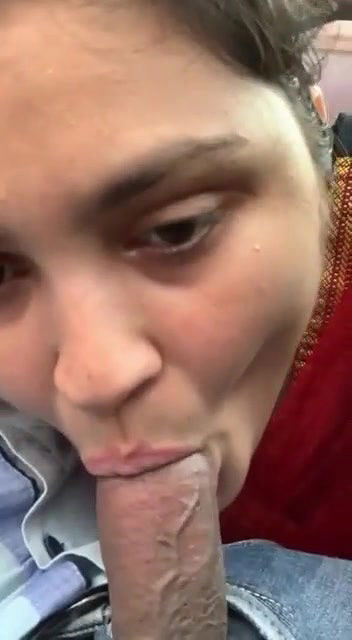 aunty blowjob in car