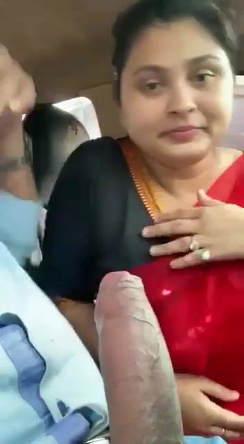 aunty blowjob in car