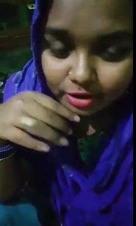 Desi girl show her Nude in lover