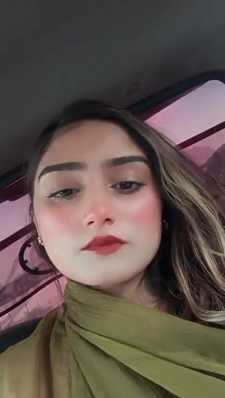 D87CFEDFF4692165B52DED2A1A174712