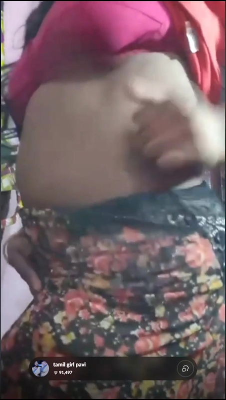 Tamil girl pavi tango show