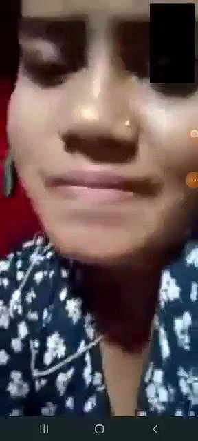 video call mein gf ne boob dikhayi
