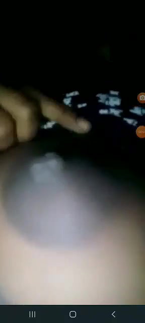 video call mein gf ne boob dikhayi