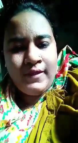 nude show by chubby bhabhi
