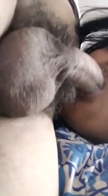 lete lete bhabhi ne lund chusi