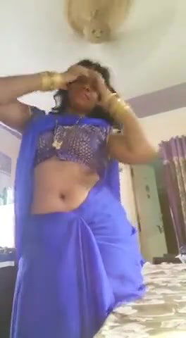 saree uthake bhabhi chut ragdi