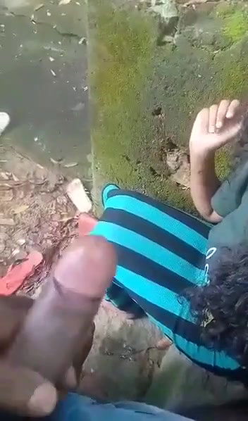 outdoor blowjob by gf