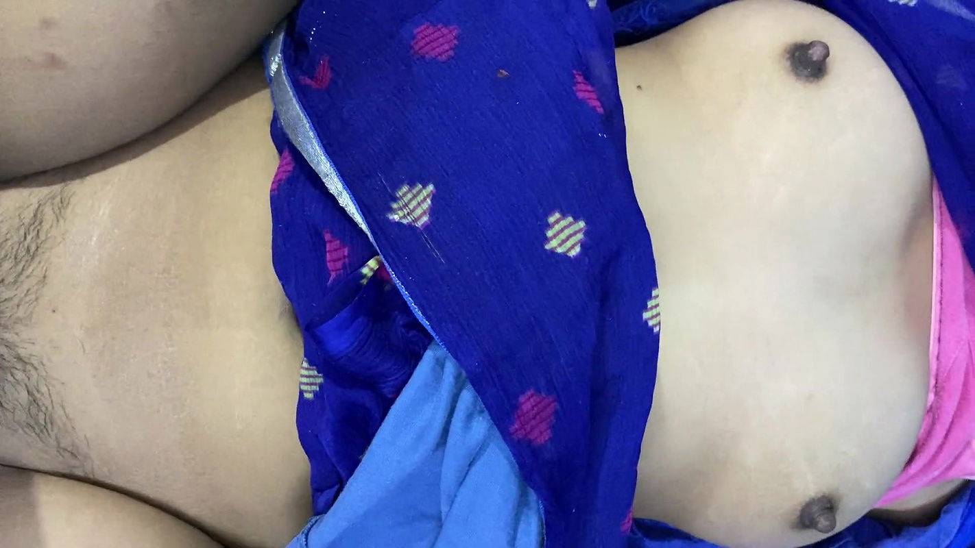 blue saree bhabhi fucked