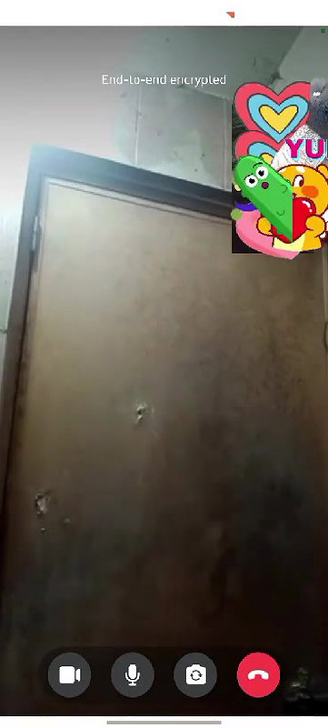 Cheater Bhabhi Showing